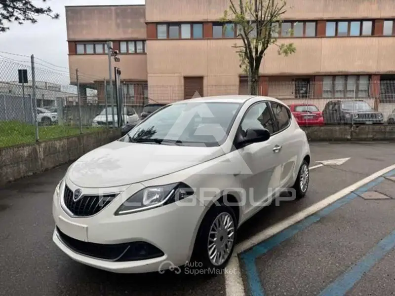2022 Lancia YPSILON