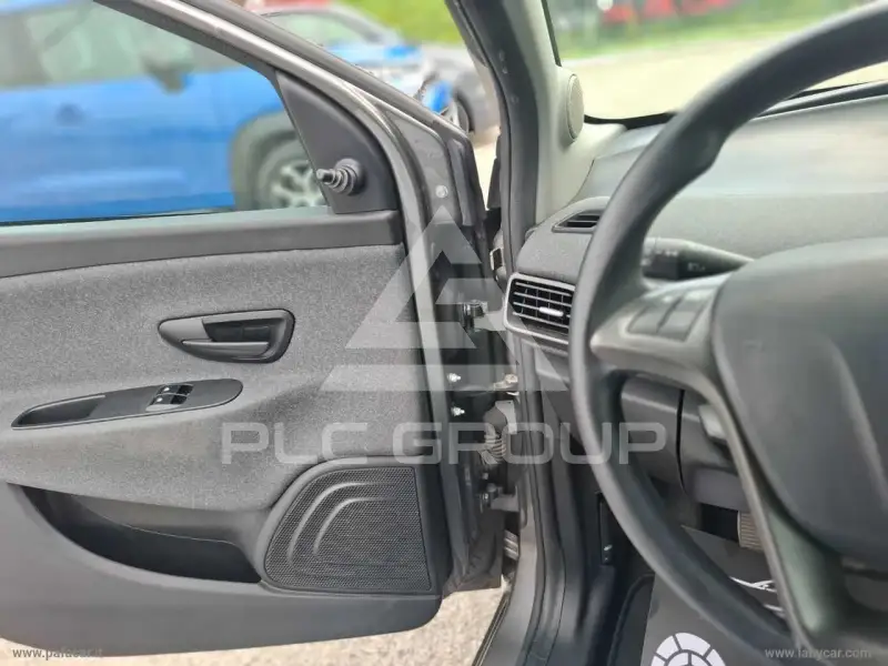 2022 Lancia YPSILON