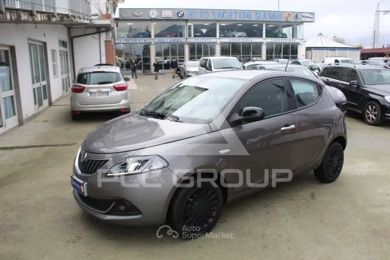 2022 Lancia YPSILON
