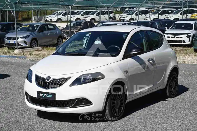 2022 Lancia YPSILON