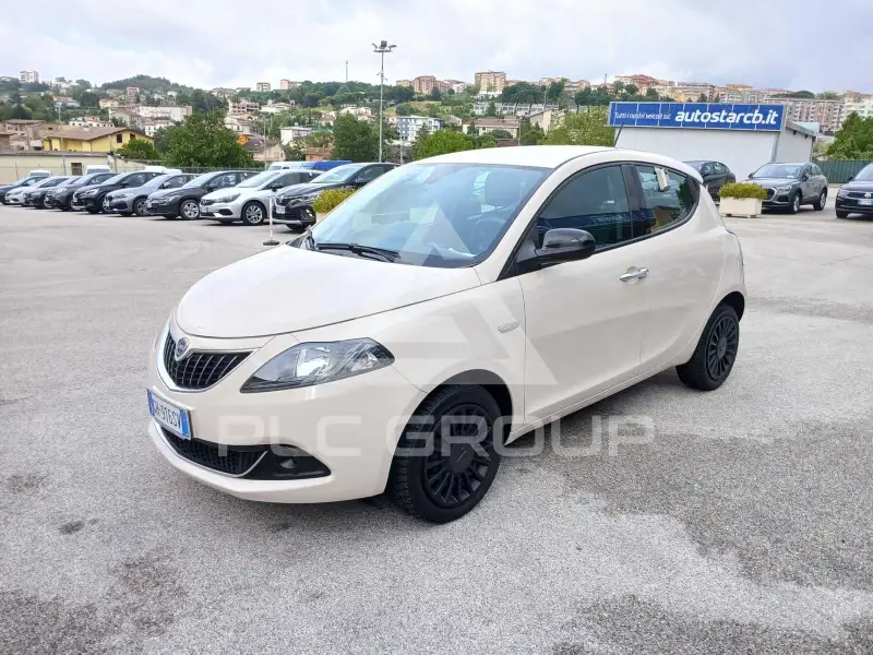 2022 Lancia YPSILON