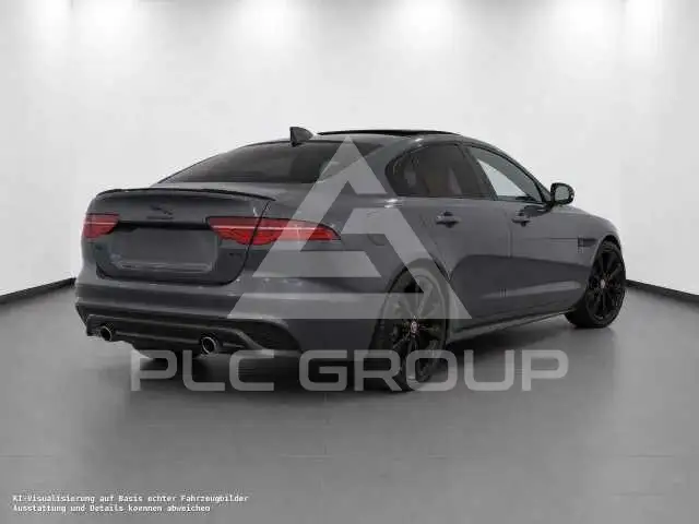 2022 Jaguar XE