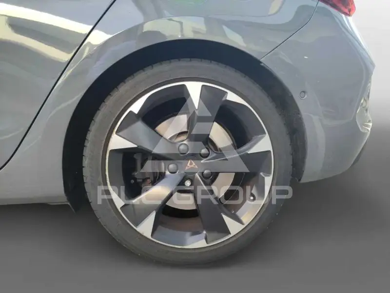 2022 Cupra Leon