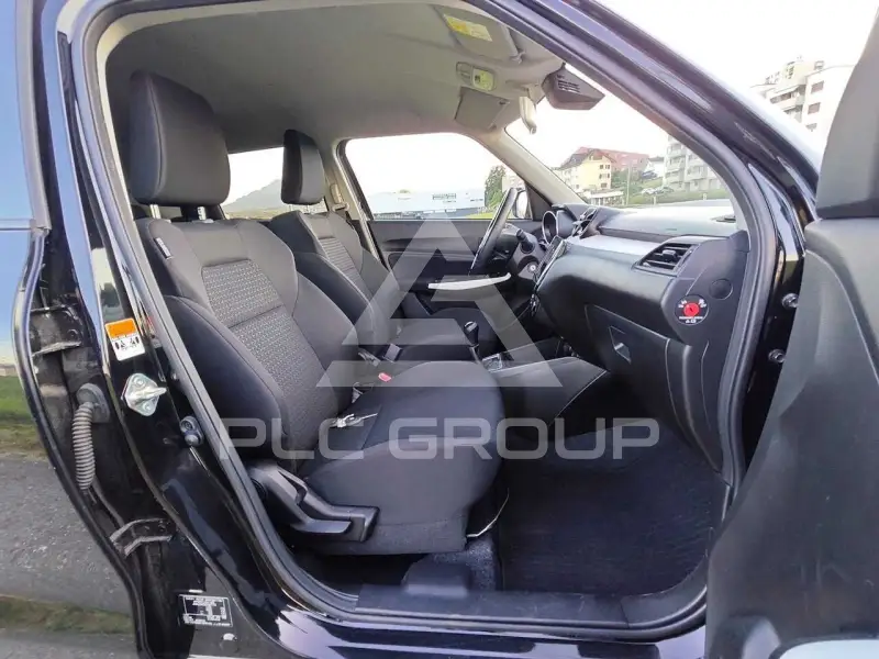2022 Suzuki SWIFT