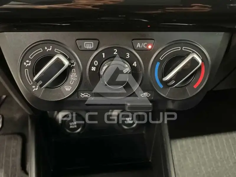 2022 Suzuki SWIFT