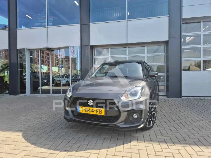 2022 Suzuki SWIFT