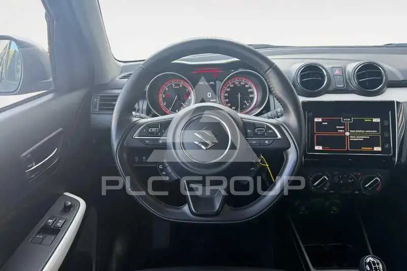 2022 Suzuki SWIFT