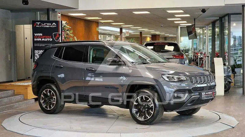 2022 Jeep COMPASS