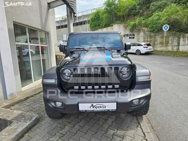 2022 Jeep WRANGLER