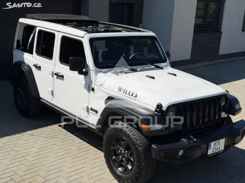 2022 Jeep WRANGLER