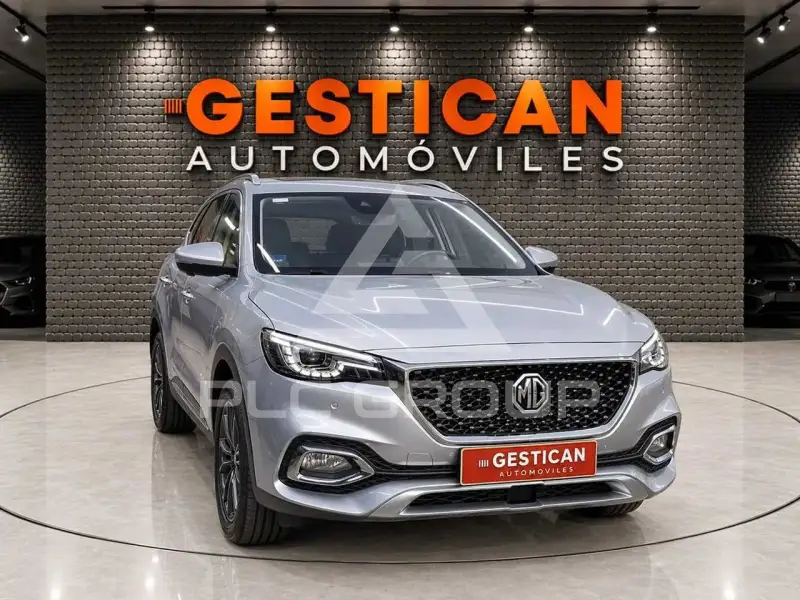 2022 MG HS