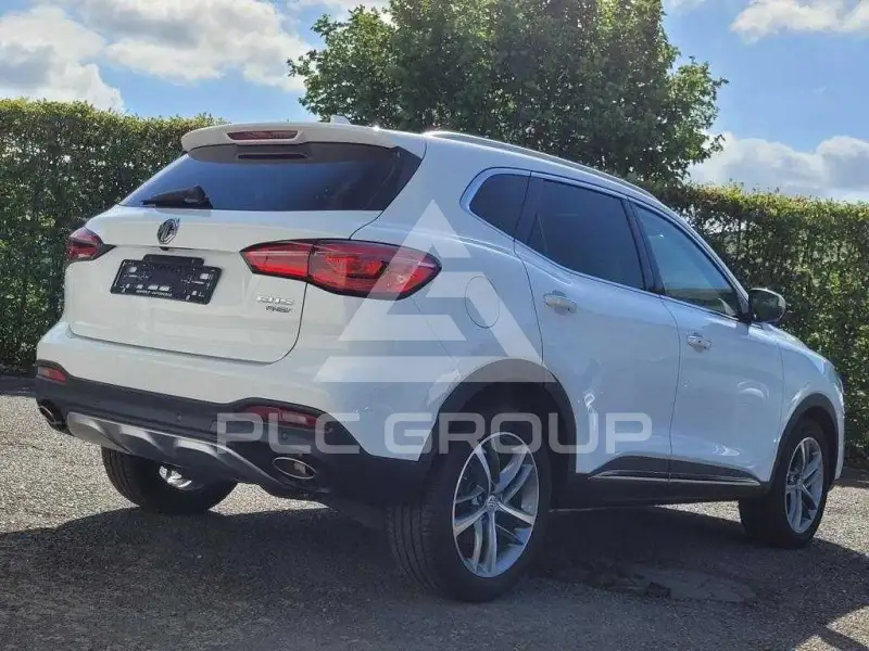 2022 MG HS