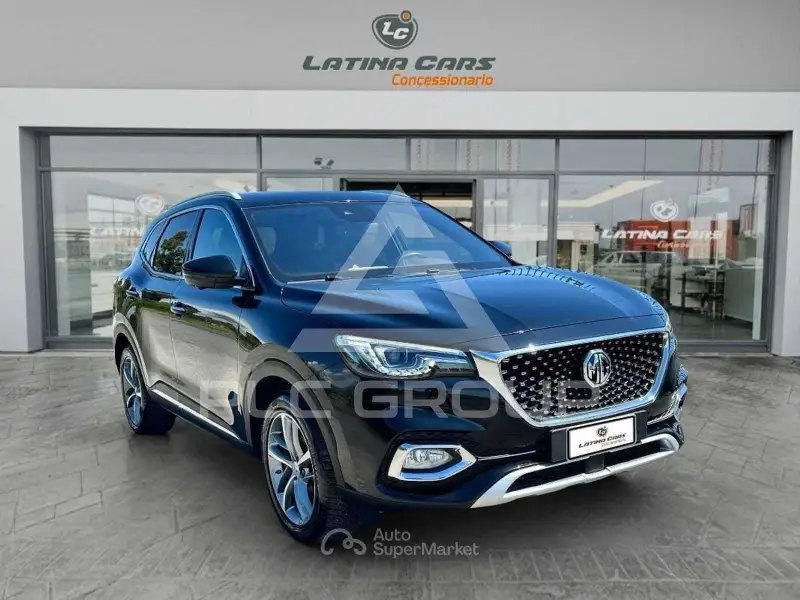 2022 MG HS