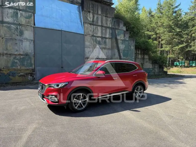2022 MG HS