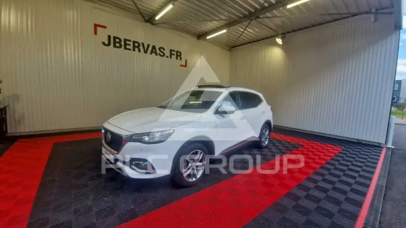 2022 MG HS