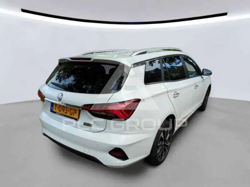 2022 MG ZS