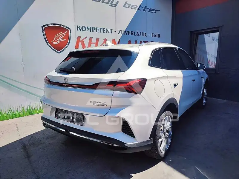 2022 MG 