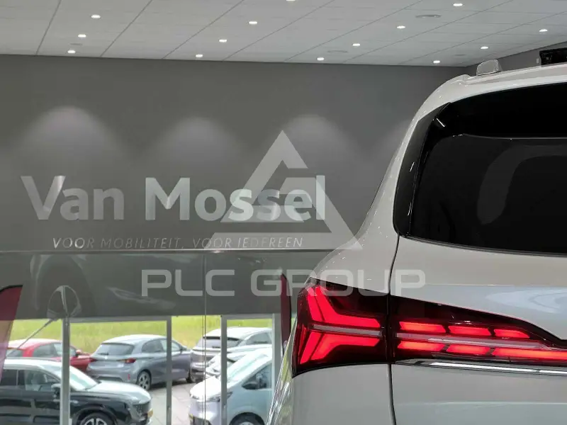 2022 MG 