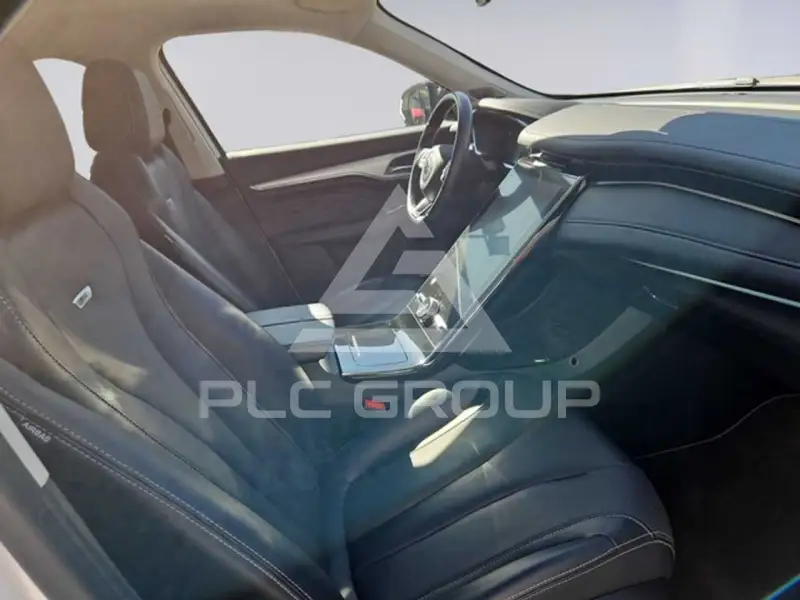 2022 MG 
