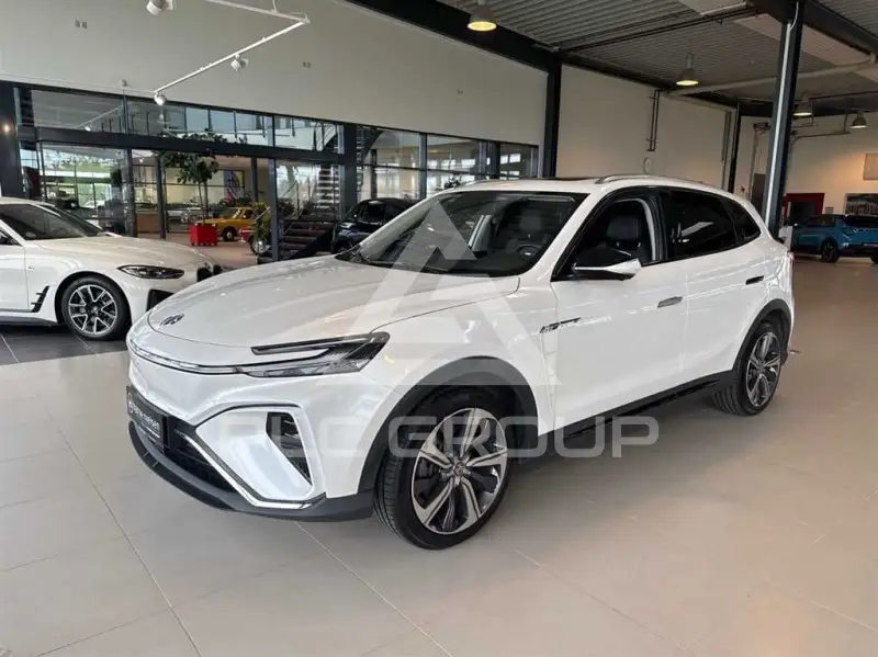 2022 MG 