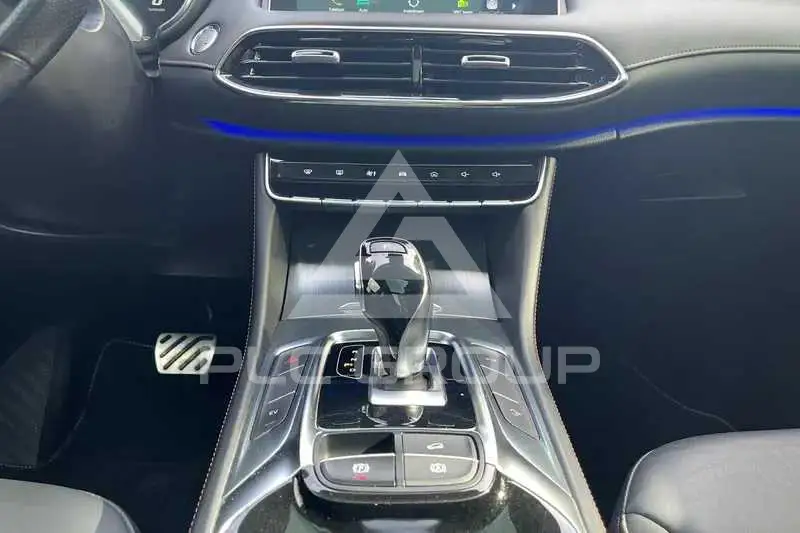 2022 MG Hs