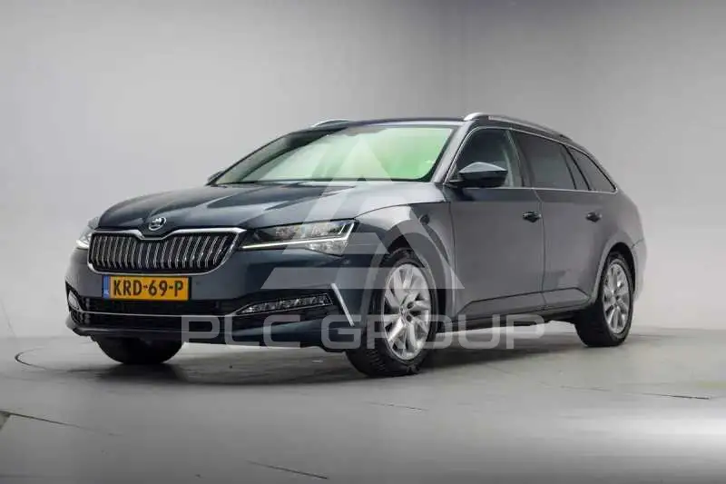 2022 Skoda Superb