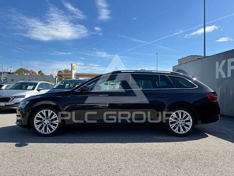 2022 Skoda Superb