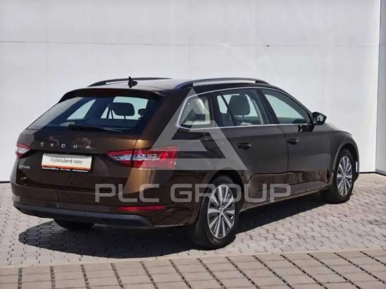 2022 Skoda Superb