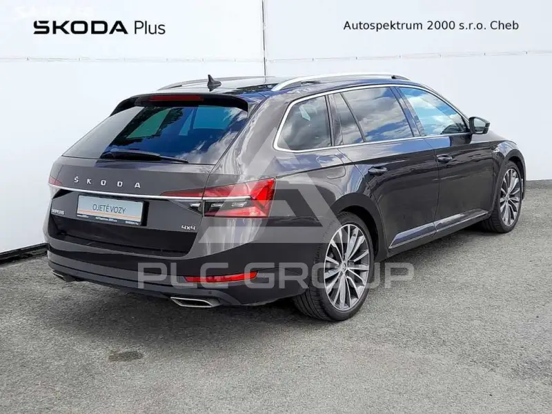 2022 Skoda Superb