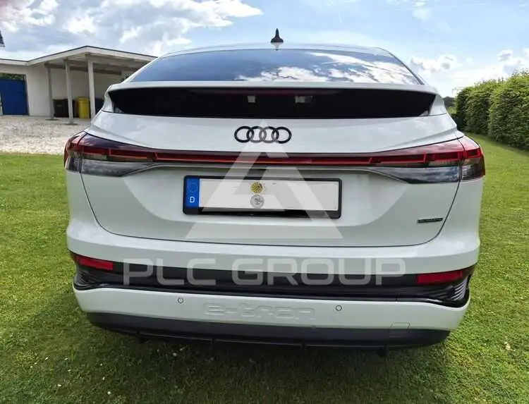 2022 Audi 50