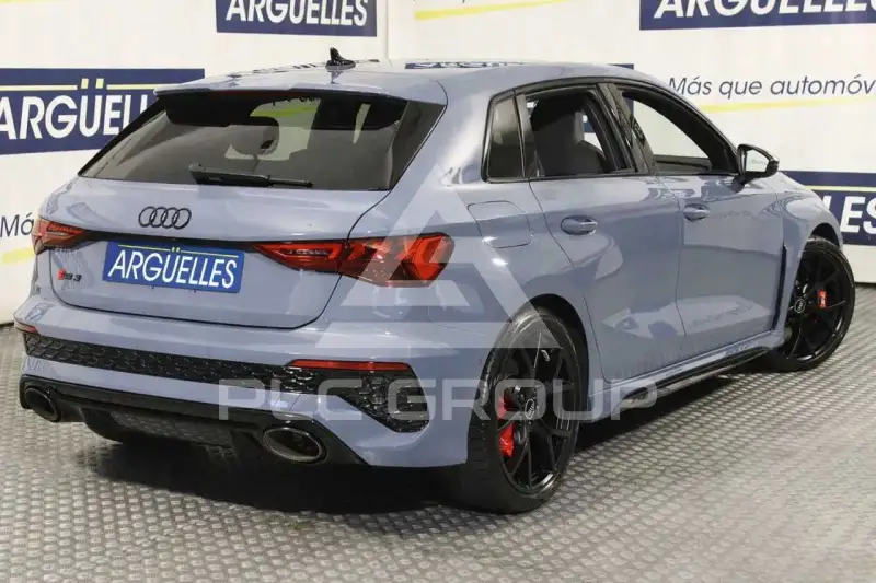 2022 Audi RS3
