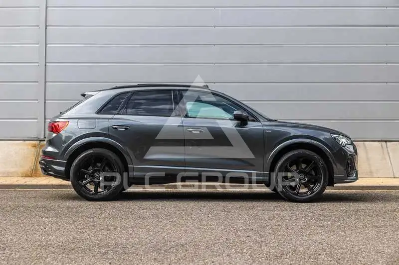 2022 Audi Q3