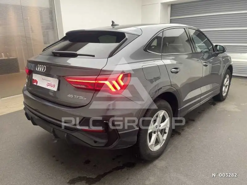 2022 Audi Q3