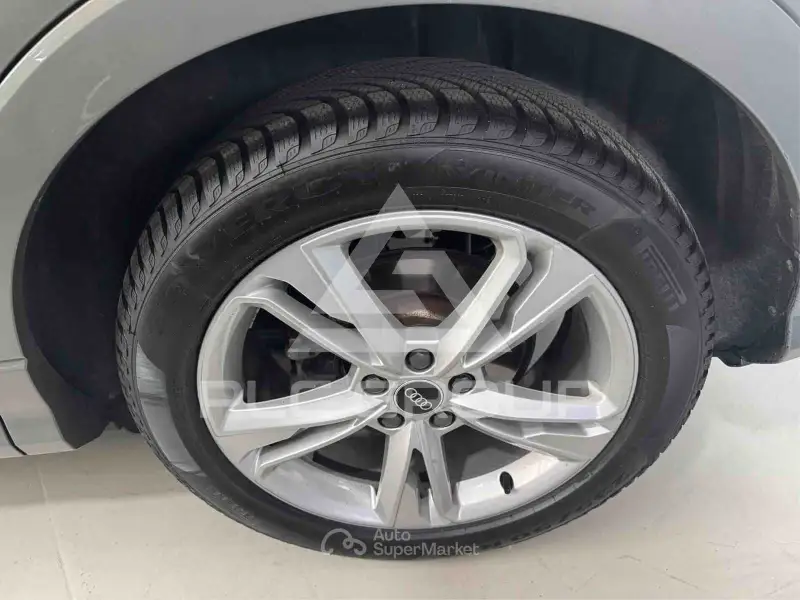 2022 Audi Q3