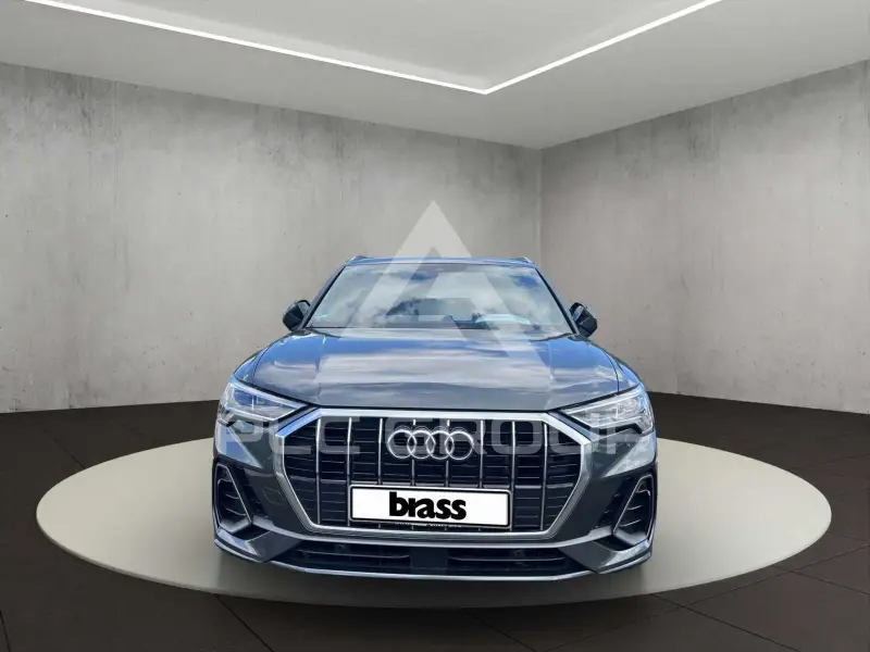 2022 Audi Q3