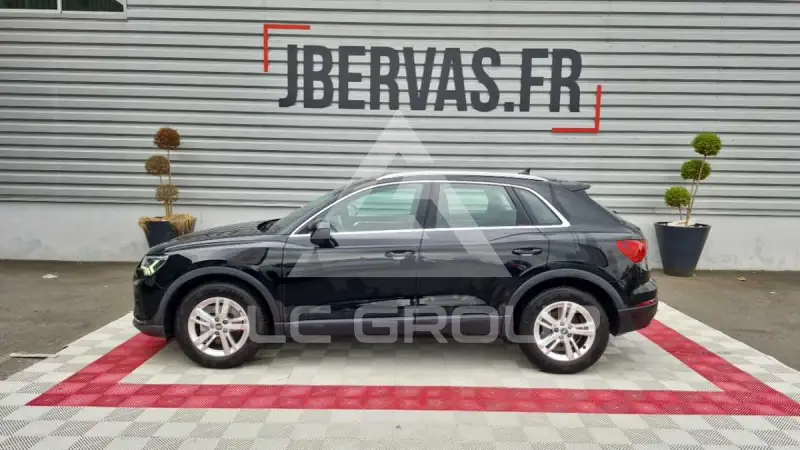 2022 Audi Q3