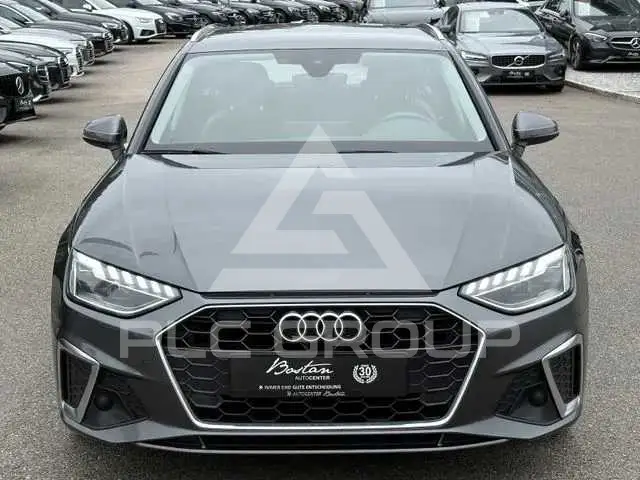 2022 Audi A4