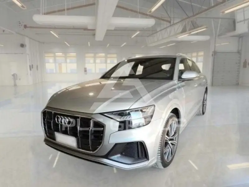 2022 Audi Q8