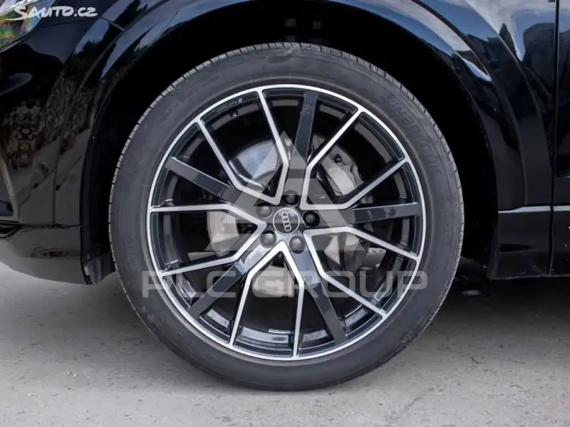 2022 Audi Q8