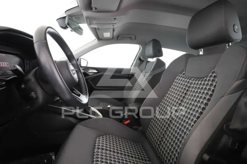 2022 Audi A1
