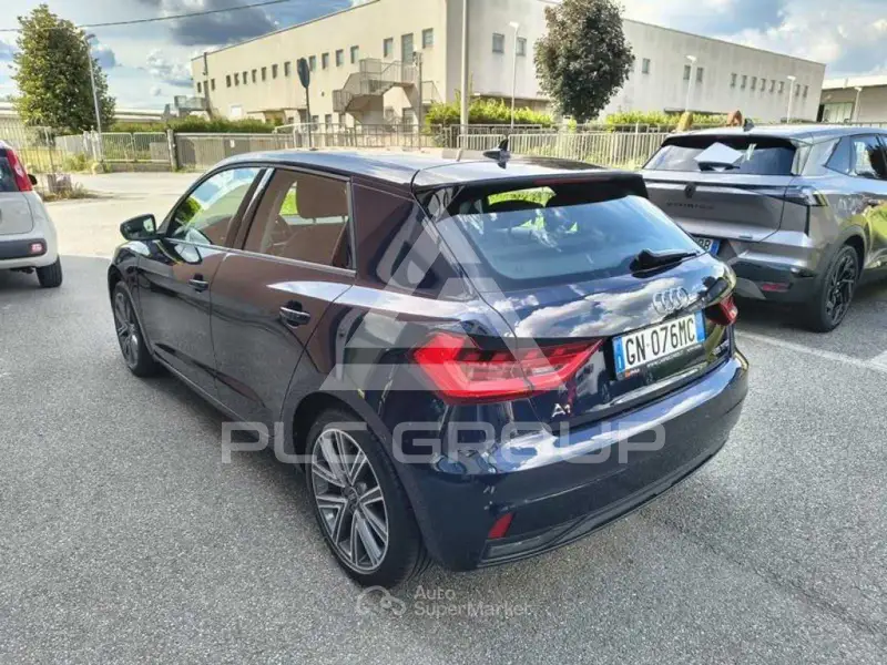 2022 Audi A1