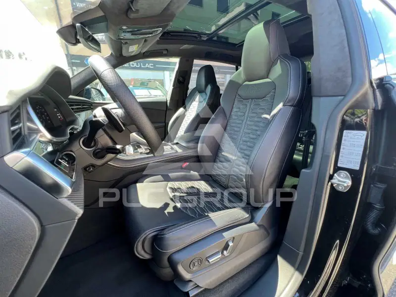 2022 Audi RSQ8