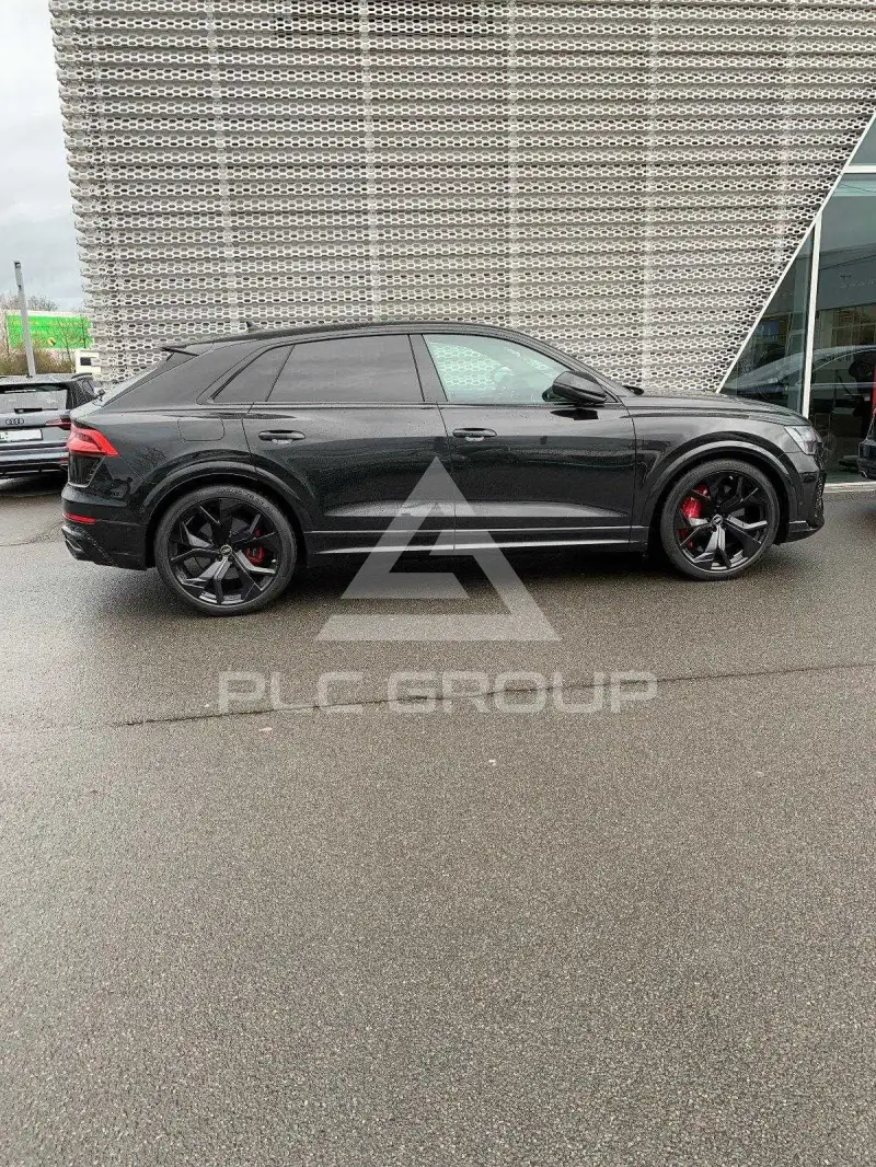 2022 Audi RSQ8