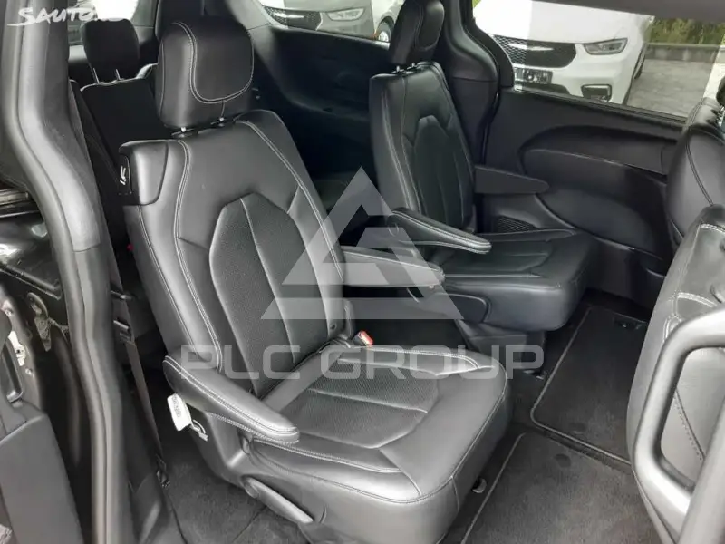 2022 Chrysler PACIFICA