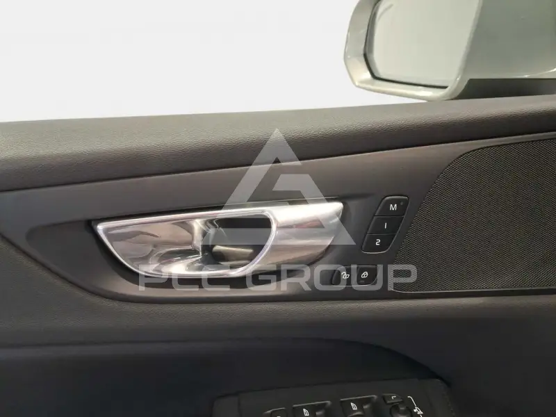 2022 Volvo S60