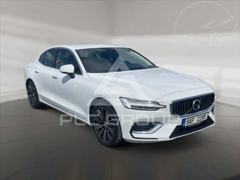 2022 Volvo S60