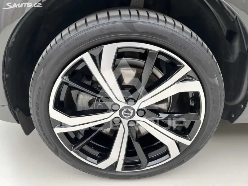 2022 Volvo XC60