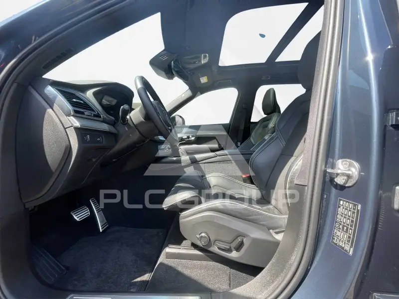 2022 Volvo XC90