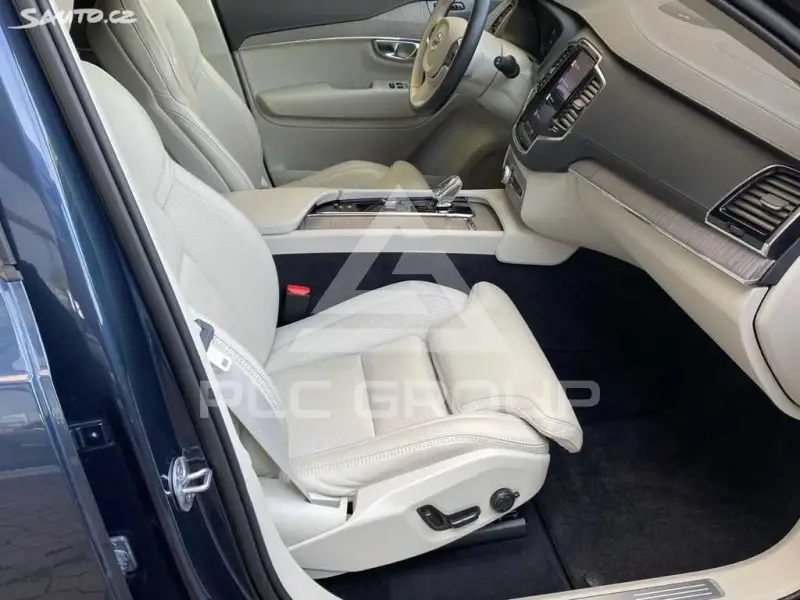 2022 Volvo XC90