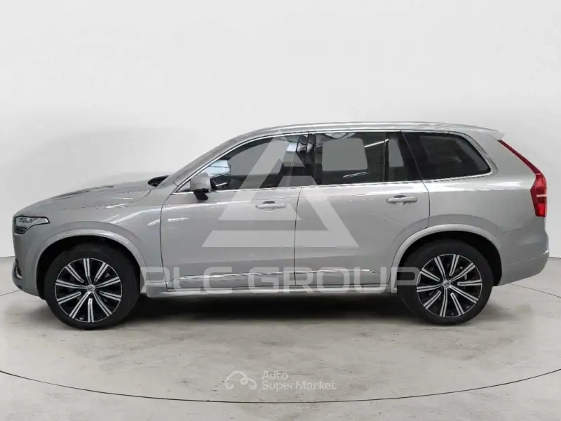 2022 Volvo XC90